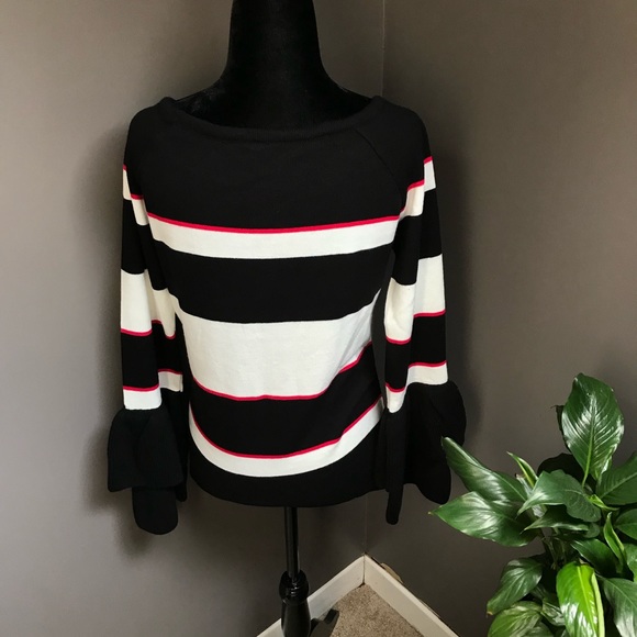 NWOT Women’s Sweater, Made in Morocco - Picture 3 of 5